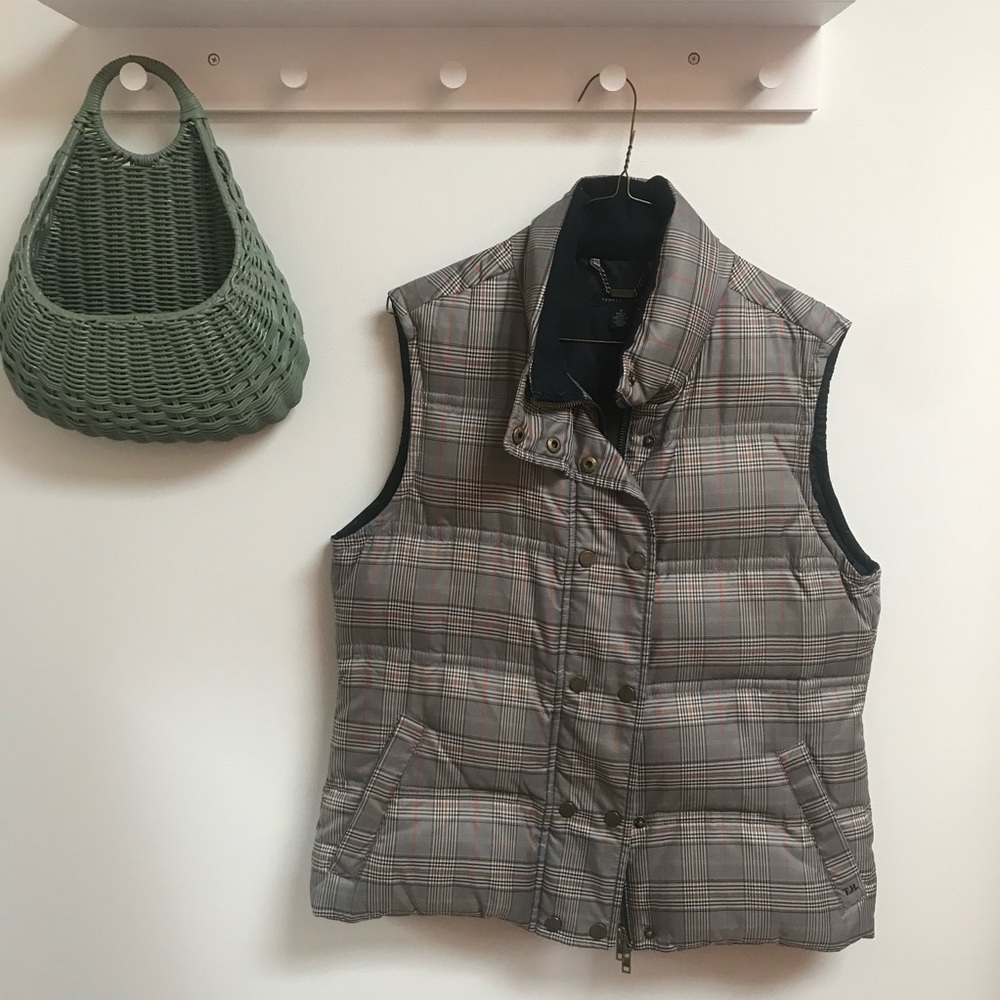 TOMMY HILFIGER • Plaid Puffer Vest • Fall Vest